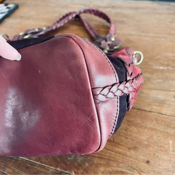 Lockheart Large Floral Suede Shoulder Bag - Picture 5 of 14